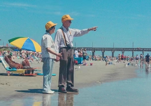 家庭養老和居家養老的區別